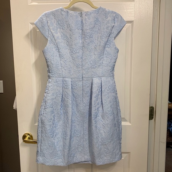 Light Blue Dress! - Picture 4 of 8